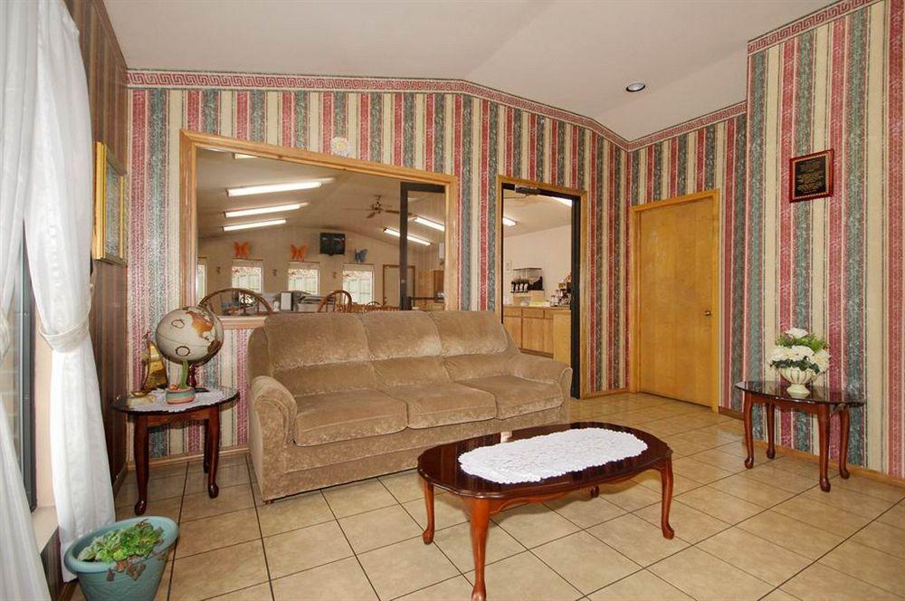 Oak Hill Inn And Suites Tahlequah Esterno foto