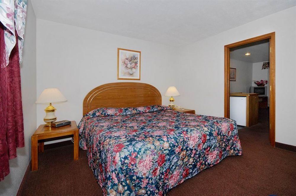 Oak Hill Inn And Suites Tahlequah Esterno foto