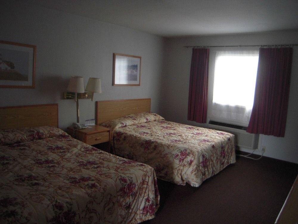 Oak Hill Inn And Suites Tahlequah Esterno foto