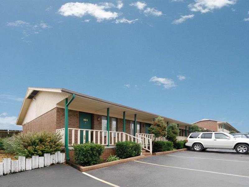 Oak Hill Inn And Suites Tahlequah Esterno foto